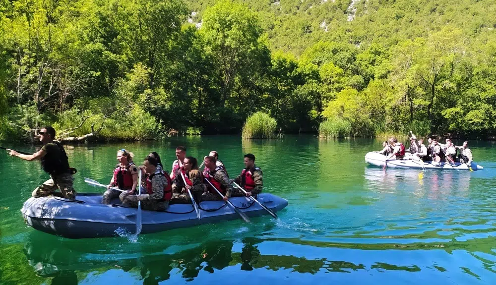 FOTO | Pripadnici 4. PB OS BiH očistili korito rijeke Trebižat u Čapljini