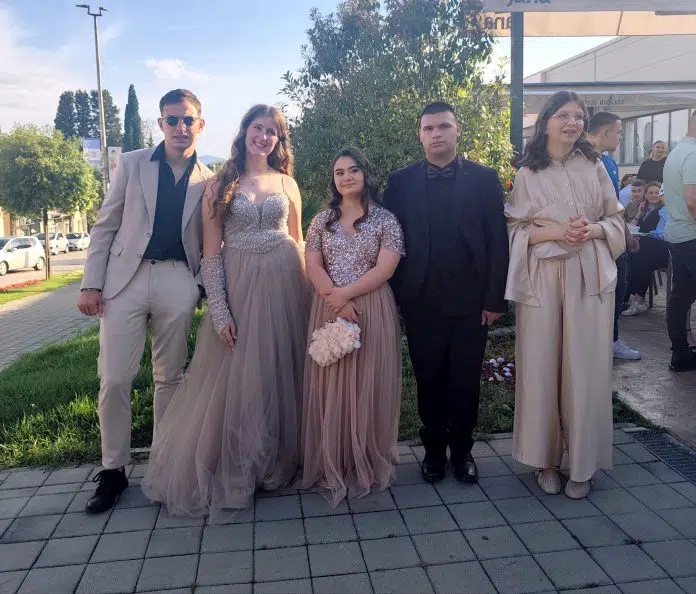 Ljubuški: Maturalna večer 70. generacije maturanata Srednje strukovne škole Ruđera