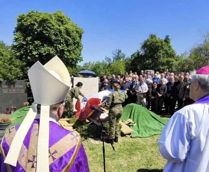 Posljednji ispraćaj Julienne Eden Bušić uz državne počasti