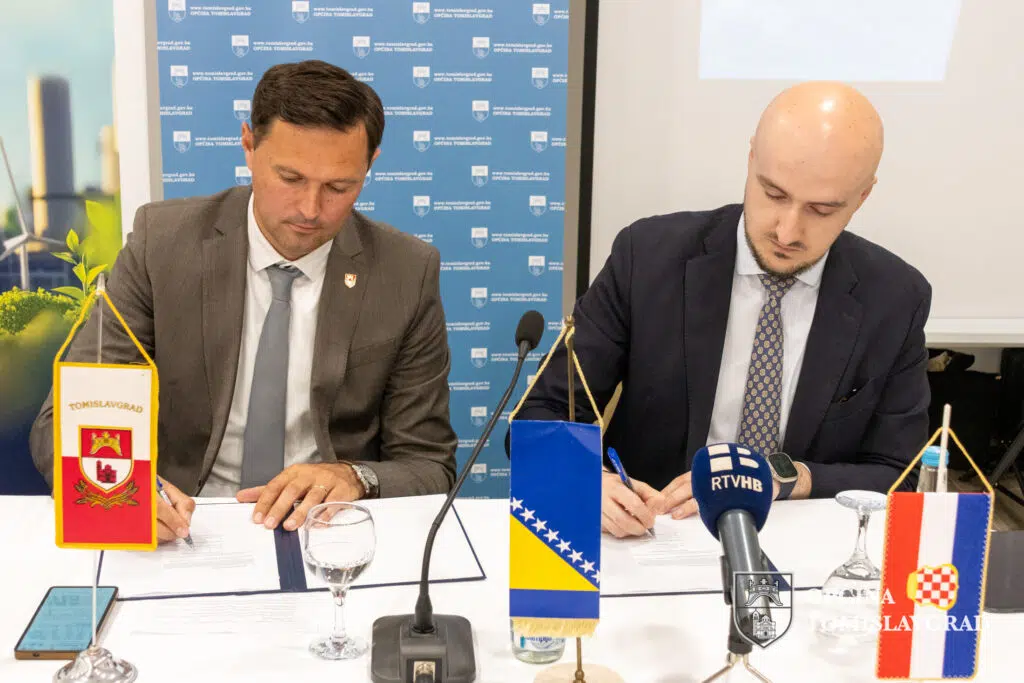 Tomislavgrad prvi pilot Eko-industrijski park u Bosni i Hercegovini – potpisan sporazum za razvoj nove industrijske zone Vidikovac