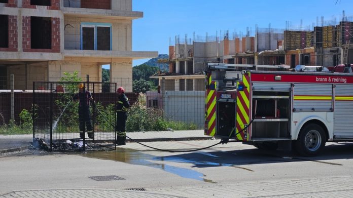 FOTO | Piroman već treći dan zaredom pali kontejnere u