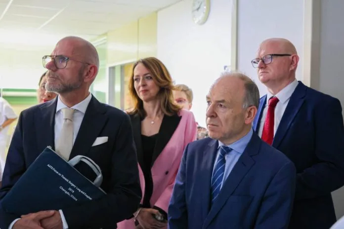 1781771051_Izaslanstvo-Eurotransplanta-u-radnom-posjetu-SKB-Mostar-–-Sveucilisna-klinicka.jpg