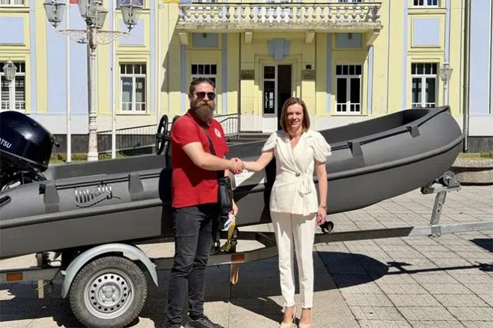 FOTO | Ovim specijalnim plovilom će se u Čapljini uklanjati