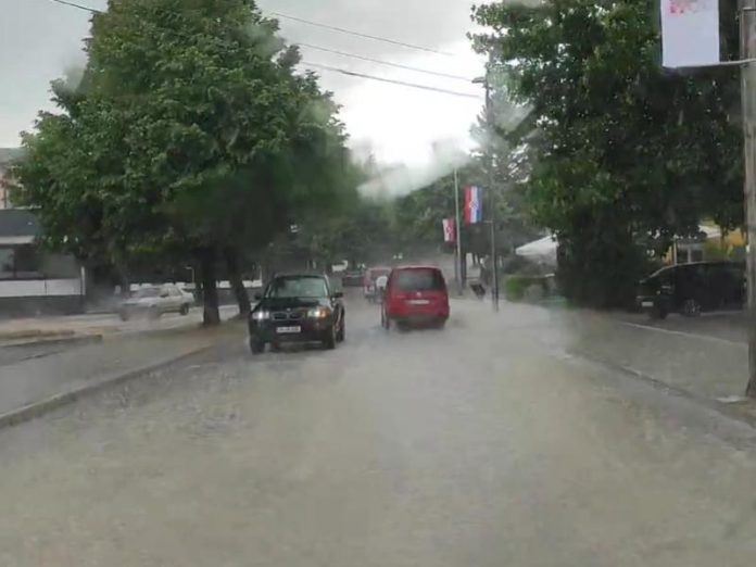 Stiže promjena vremena: Nakon sunčane srijede slijede kiša, pljuskovi i