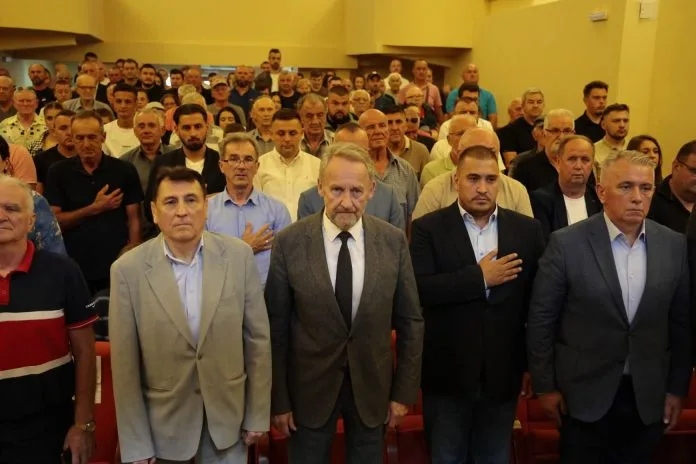 Izetbegović u Livnu poručio da simboli Armije RBiH nikada neće