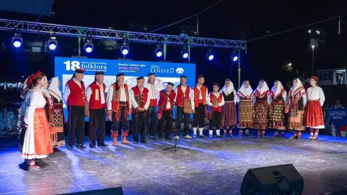 Večer folklora u Neumu okupila brojne posjetitelje: Spoj tradicije, kulture