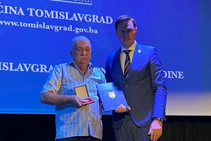 Svečanom sjednicom Općinskog vijeća obilježen Dan općine Tomislavgrad: Uručena javna