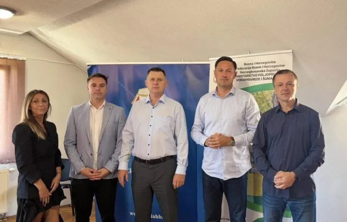 Potpisani ugovori o sufinanciranju: 650.000 KM za vodoprivredne projekte u