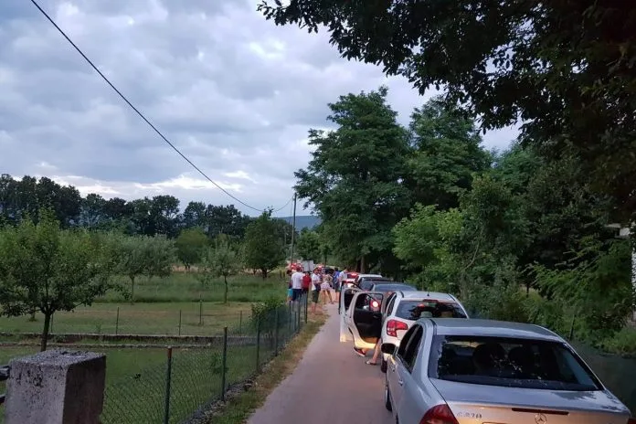 Apel iz Vinjana Gornjih: Kaos na malograničnom prijelazu – smeće