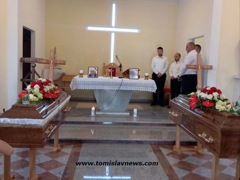 Dvije tragedije koje Tomislavgrad ne zaboravlja: Braća pokopana isti dan Dvije tragedije koje Tomislavgrad ne zaboravlja: Braća pokopana isti dan