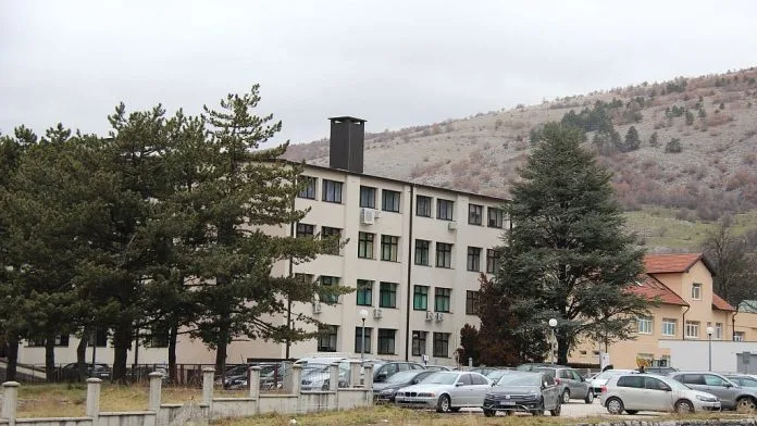 Hercegbosanska županija: Liječnici i stomatolozi za ponedjeljak najavili kolektivni otkaz?