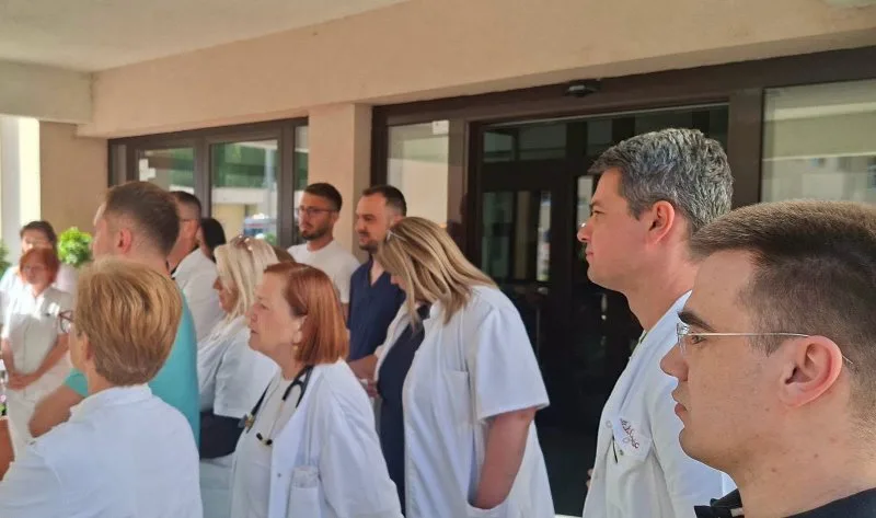 KAKO su i najavili 31 liječnik u Livnu dao otkaz-Povećanje plaća od tri posto, koje je ponudila Vlada HBŽ-a, ocijenili su neprihvatljivim