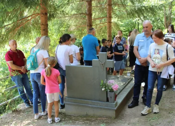 Misa i molitva na zavjetnom grobu fra Stjepana Barišića u