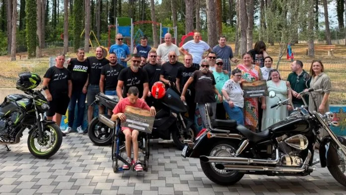 Motociklisti uručili donaciju prikupljenu na „1. Humanitarnom moto rock skupu“
