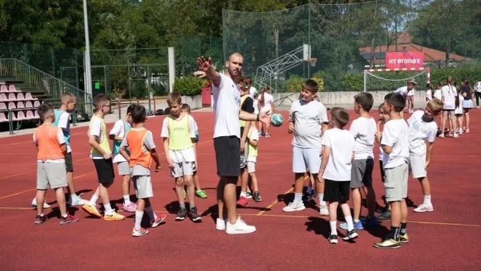Sportsko-edukativni kamp „Izlazi vani“ promovira zdrav način života
