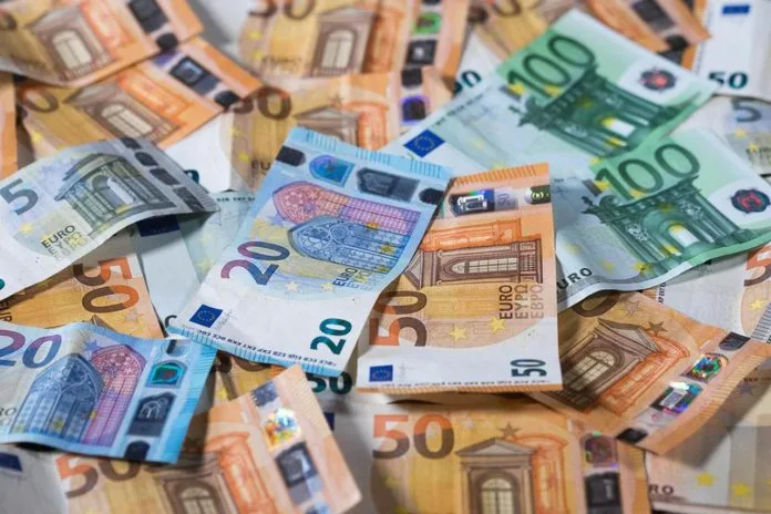 Građani upozoravaju na moguće krivotvorene novčanice eura u Posušju