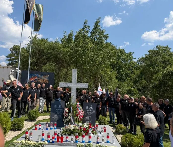 Rašeljke nisu zaboravile svoje sinove: Otkriveno spomen-obilježje Branimiru i Marinku