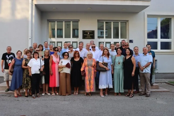 FOTO | Povratak u mladost: Generacija čapljinskih maturanata nakon 45