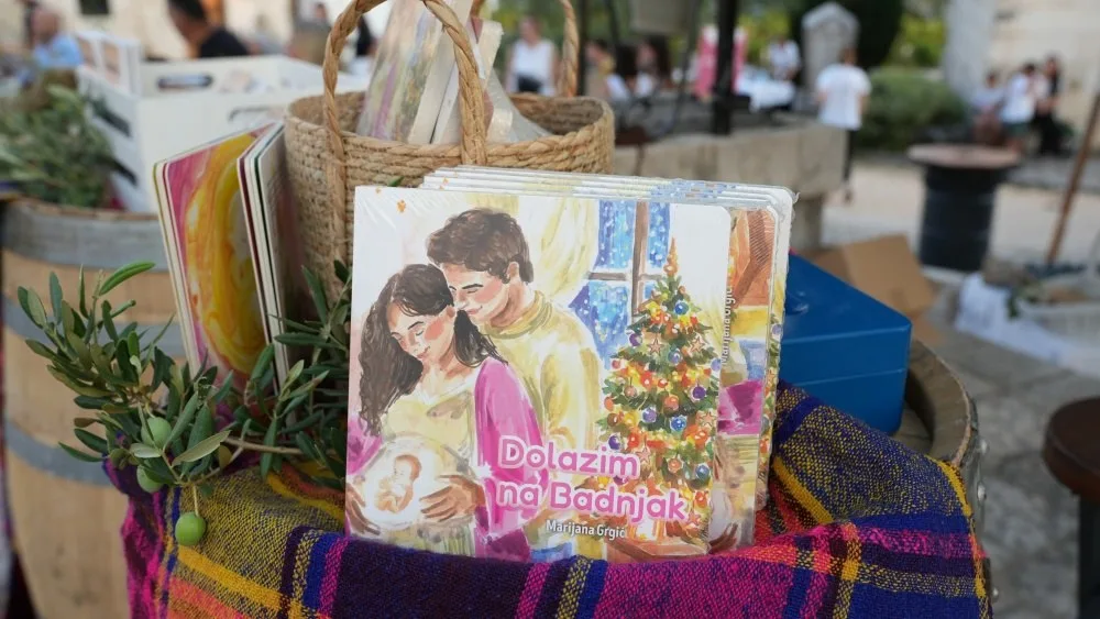 “Dolazim na Badnjak”: Promocija prve pro-life slikovnice u BiH bit će održana u KIC-u Čitluk