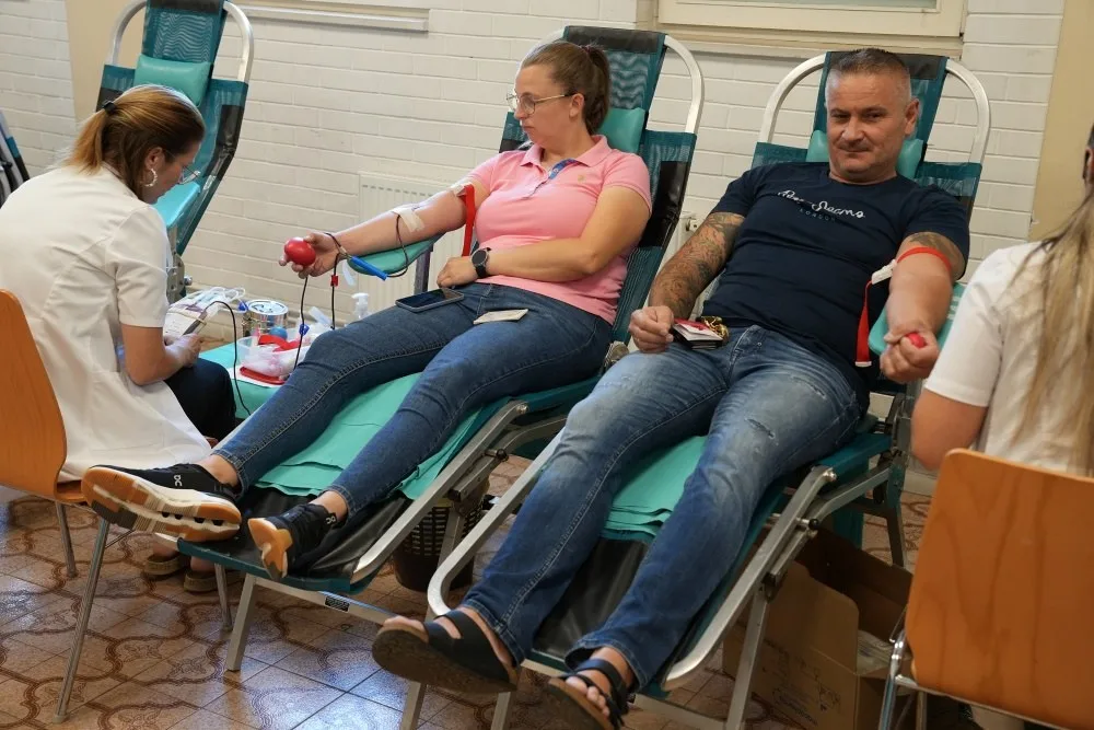 U akciji dobrovoljnog darivanja prikupljeno 16 doza krvi