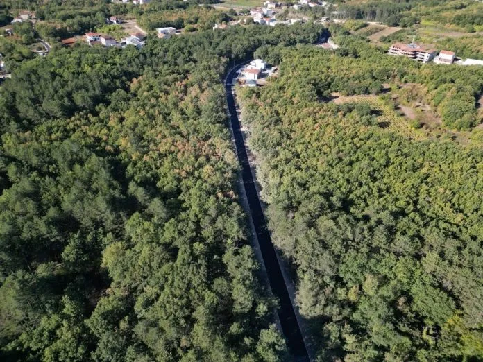 Obnovom ceste između Bijakovića i Vionice nastavljeno uređenje lokalnih prometnica