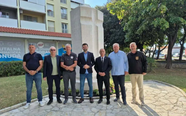 Izaslanstvo iz Posušja na obilježavanju 35. obljetnice Dana obrane Zadra