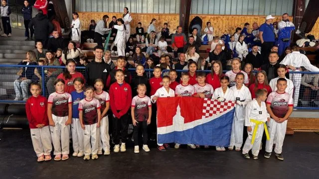 Poskoci osvojili 23 medalje u Livnu, Marko Bakula najbolji kadet turnira