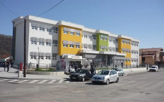 Mostar: Kod vozača BMW-a krivotvorena dozvola, suvozač predao marihuanu – hip.ba