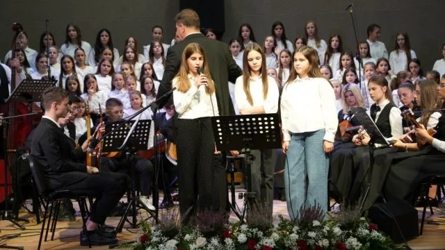 Djeca i mladi koncert posvetili fra Didaku Buntiću