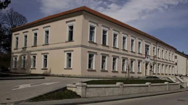 Javni oglas o prodaji građevinskog zemljišta u vlasništvu i posjedu Općine Tomislavgrad putem licitacije