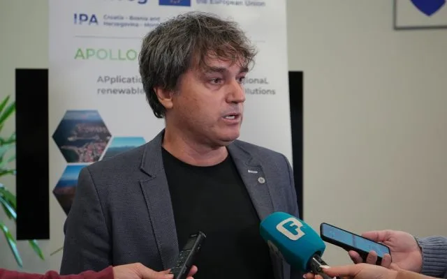 Mostar kao grad dobre energije: Solarni paneli na javnim ustanovama i parkingu