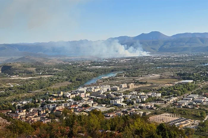 Opet gori kod Čapljine: Veliki stup dima iznad juga grada, požarima kao da nema kraja