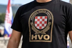 Posumnjao da sin puši marihuanu, pa ga ošamario: Sud mu izrekao kaznu od 500 eura – hip.ba