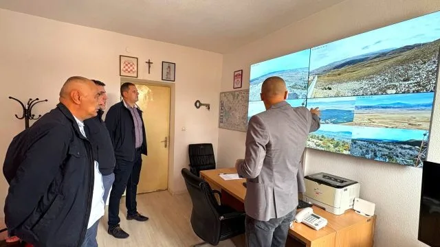 USPOSTAVLJEN SUSTAV VIDEONADZORA ZA RANO OTKRIVANJE POŽARA U OPĆINI TOMISLAVGRAD