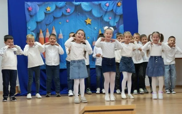 Učenici i djelatnici OŠ Čerin s ponosom proslavili Dan škole