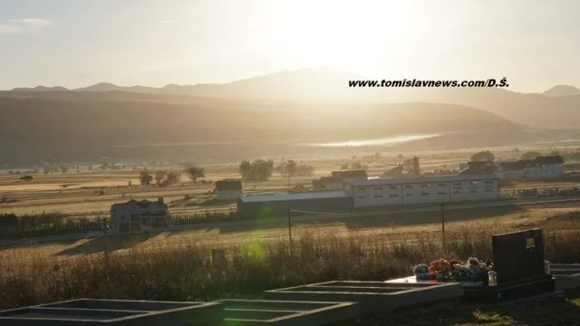 VIDEO: DOBRO vam umjereno oblačno i vjetrovito jutro iz Tomislavgrada!