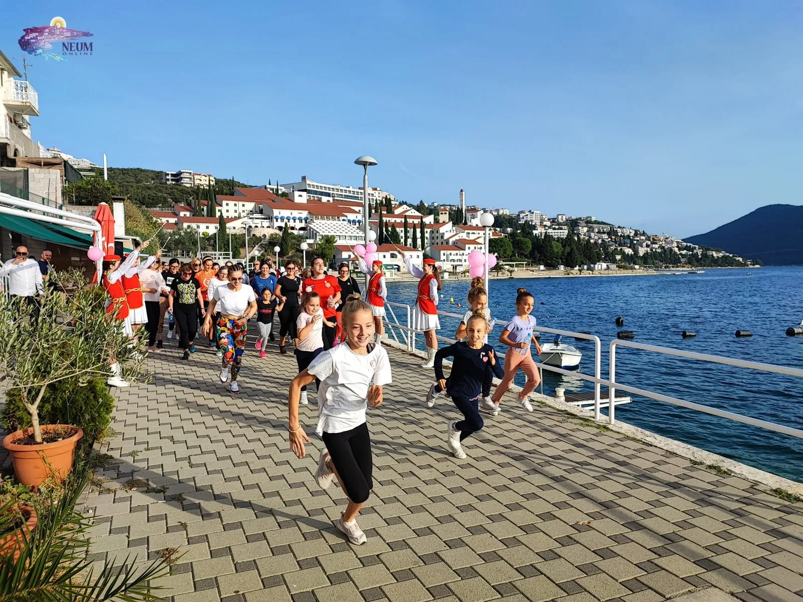 „Korak za zdravlje“: U Neumu humanitarna šetnja u znak podrške zdravlju žena